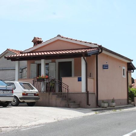 Apartments With A Parking Space Kraj, Opatija - 7794 Kraj  Bagian luar foto